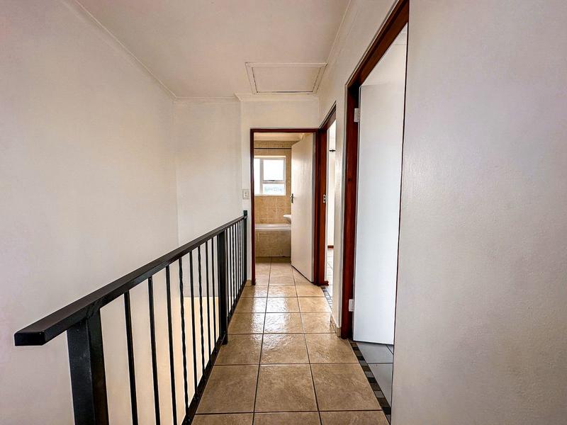 2 Bedroom Property for Sale in Protea Heights Western Cape